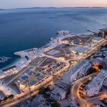 Apartamento Il Verde, Deluxe Two Bedroom In Center Split