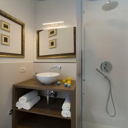 Apartmán Il Verde, Deluxe Two Bedroom In Center *